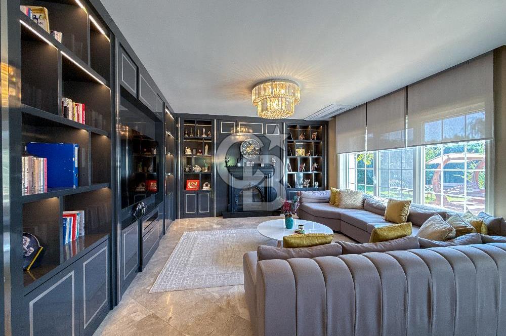 Pelican Hill Batı Mahalde Göl Manzaralı Köşe Konumlu Villa
