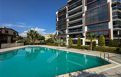 Kuşadası'nın Nezih Bölgesi Türkmen Marina Mevki 3+1 Satılık Daire