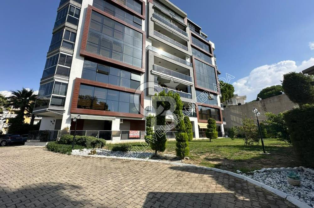 Kuşadası'nın Nezih Bölgesi Türkmen Marina Mevki 3+1 Satılık Daire