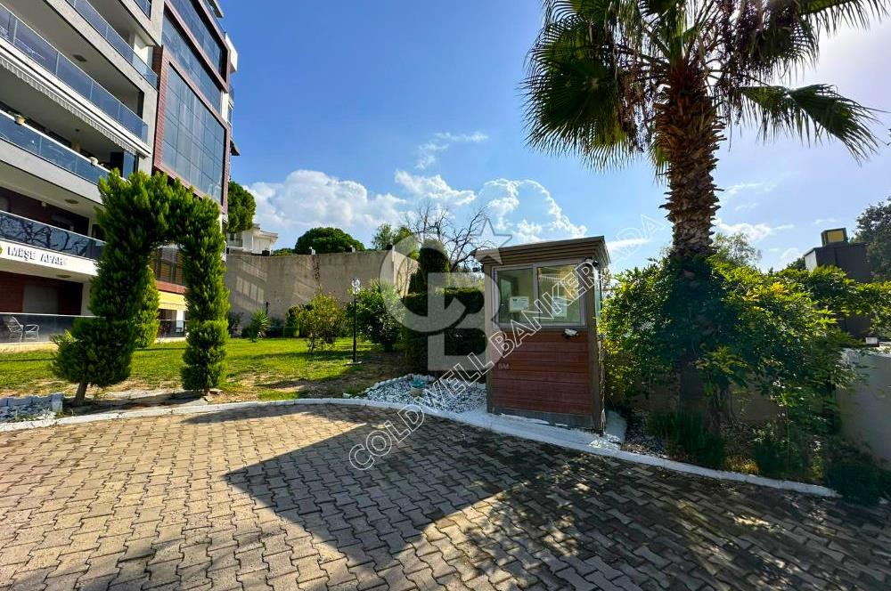 Kuşadası'nın Nezih Bölgesi Türkmen Marina Mevki 3+1 Satılık Daire