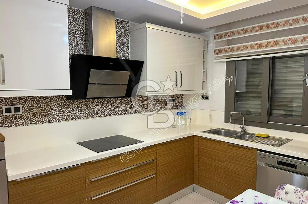 Kuşadası'nın Nezih Bölgesi Türkmen Marina Mevki 3+1 Satılık Daire