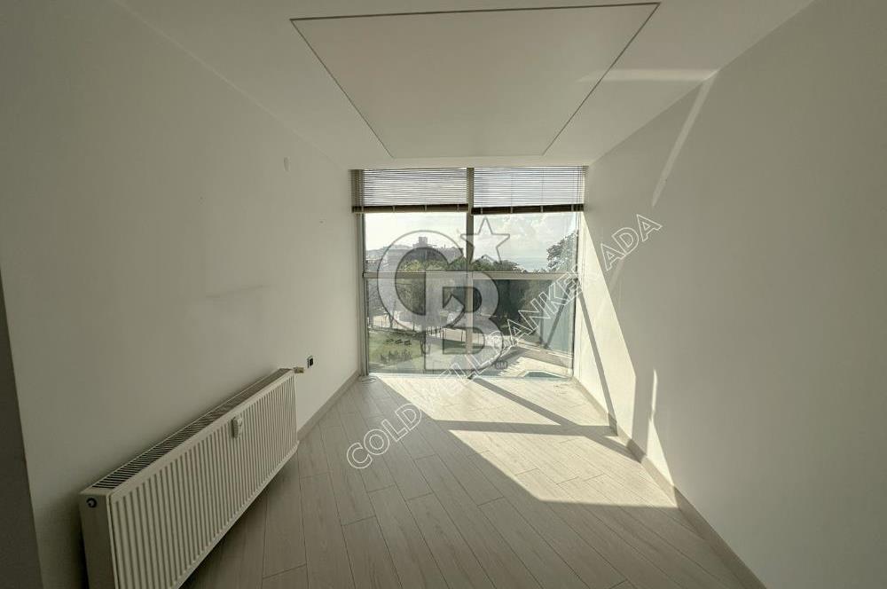 Kuşadası'nın Nezih Bölgesi Türkmen Marina Mevki 3+1 Satılık Daire