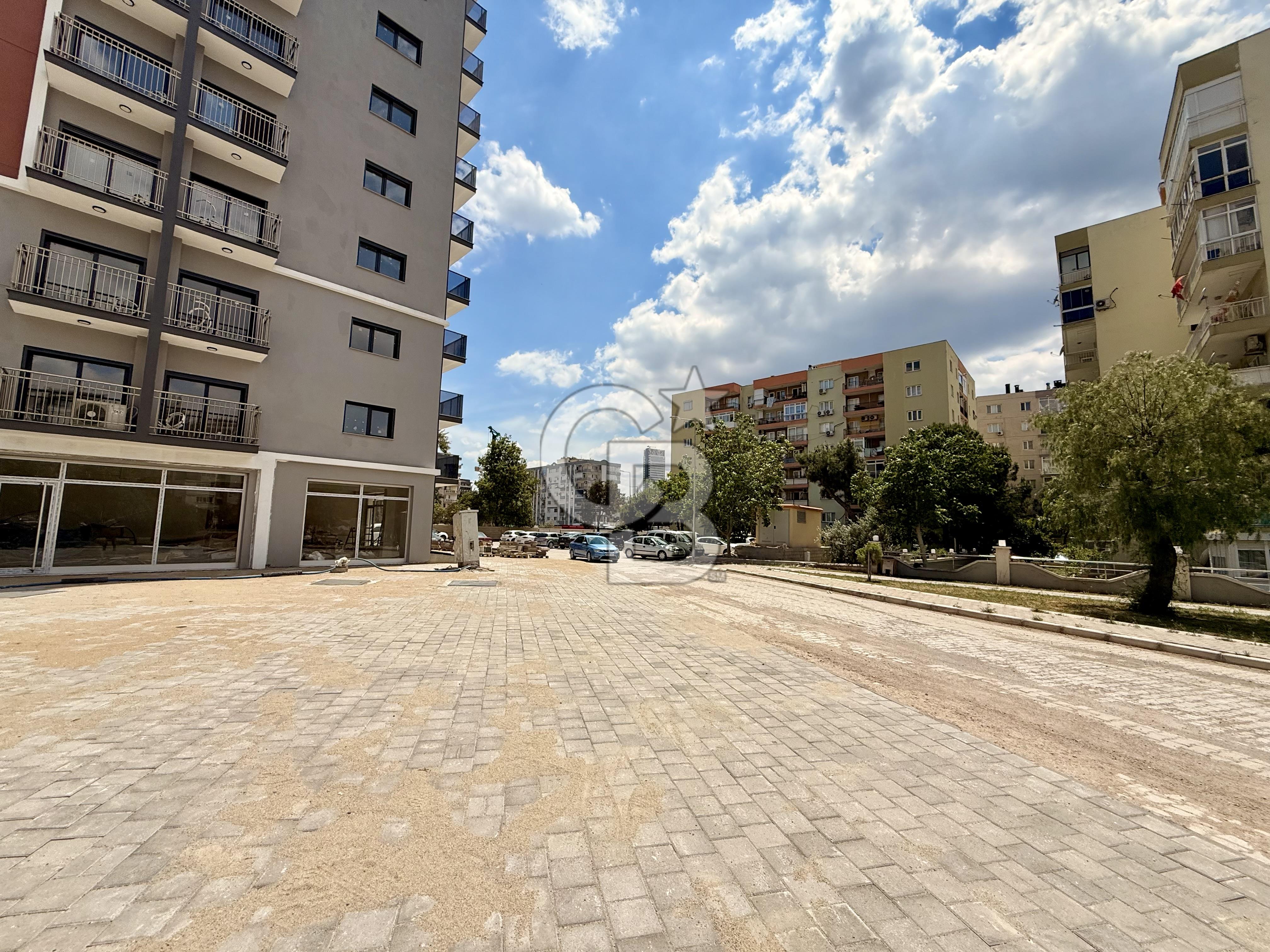 MANAVKUYU'DA SİTE İÇİ KİRALIK 40m2 BACALI DÜKKAN