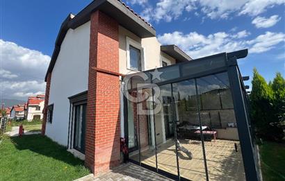 Kemalpaşa Örnekköy’de 3+1 Satılık 185m2 Loft Villa