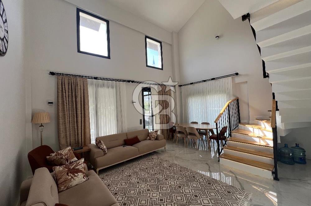 Kemalpaşa Örnekköy’de 3+1 Satılık 185m2 Loft Villa