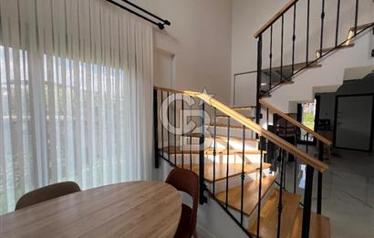 Kemalpaşa Örnekköy’de 3+1 Satılık 185m2 Loft Villa