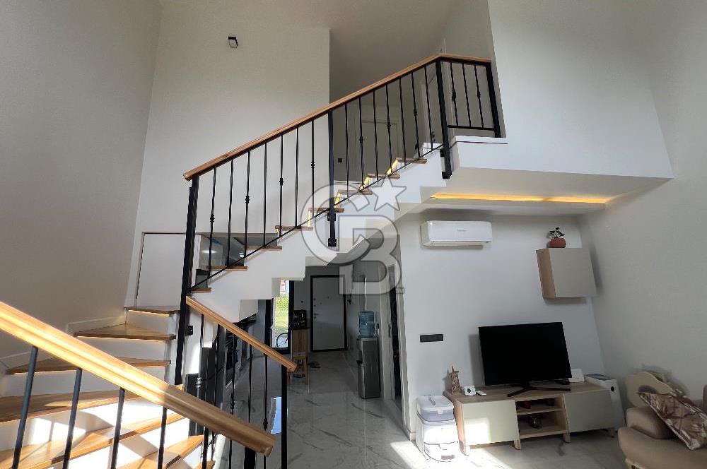 Kemalpaşa Örnekköy’de 3+1 Satılık 185m2 Loft Villa
