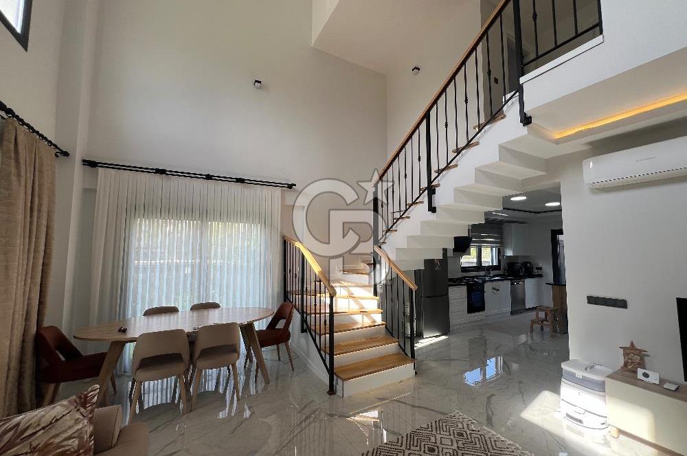 Kemalpaşa Örnekköy’de 3+1 Satılık 185m2 Loft Villa