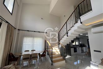 Kemalpaşa Örnekköy’de 3+1 Satılık 185m2 Loft Villa