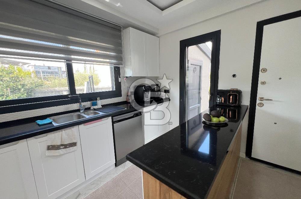 Kemalpaşa Örnekköy’de 3+1 Satılık 185m2 Loft Villa