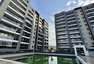 MENEMEN KUZEY DELUXE HAVUZLU SİTEDE KİRALIK 3+1 DAİRE