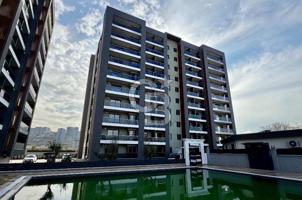 MENEMEN KUZEY DELUXE HAVUZLU SİTEDE KİRALIK 3+1 DAİRE