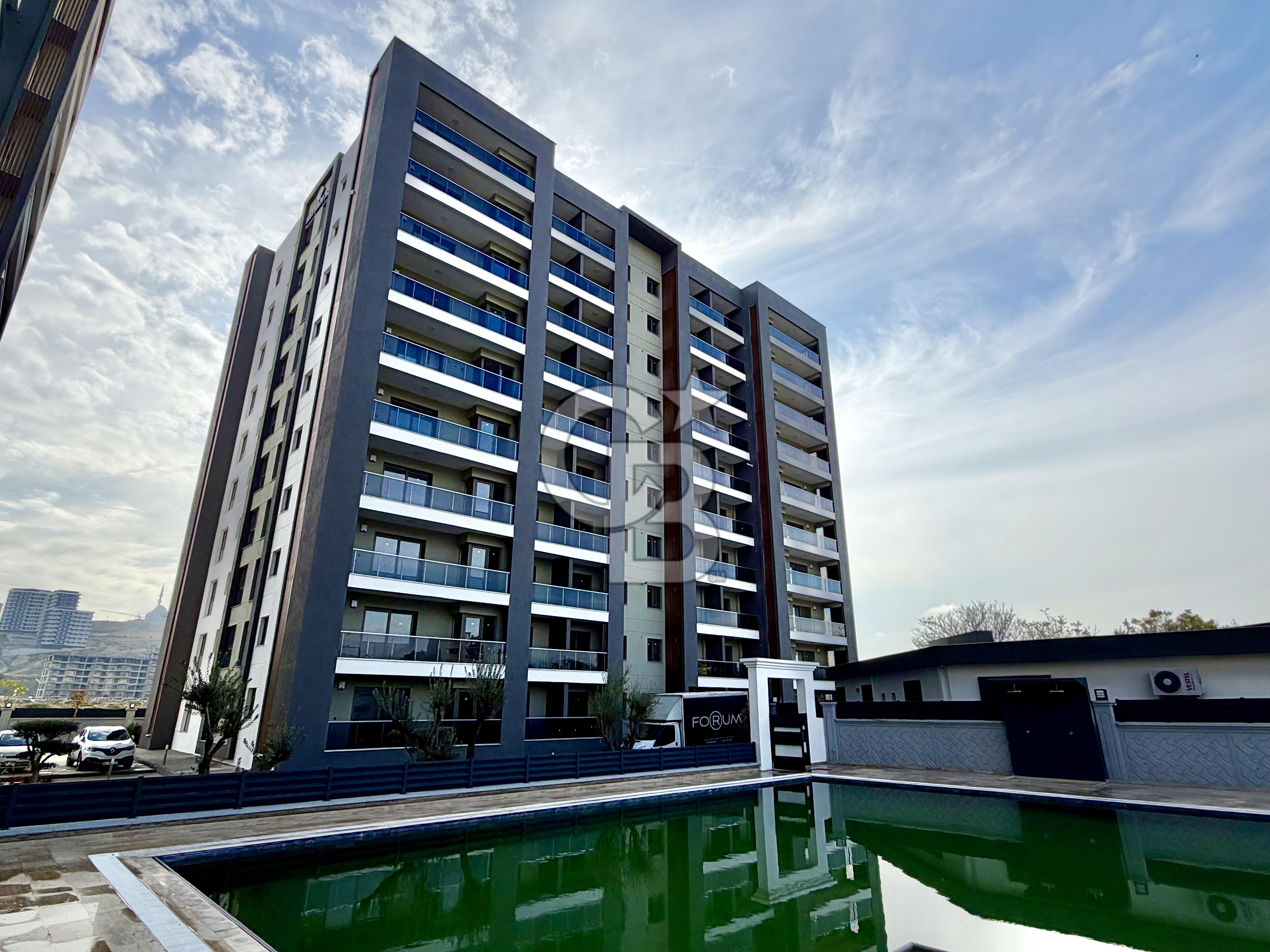 MENEMEN KUZEY DELUXE HAVUZLU SİTEDE KİRALIK 3+1 DAİRE