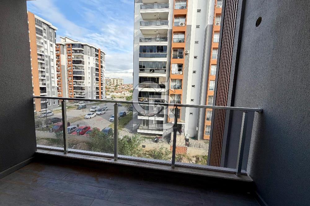 MENEMEN KUZEY DELUXE HAVUZLU SİTEDE KİRALIK 3+1 DAİRE