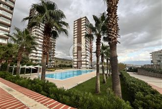 Karşıyaka 360 sitesi 3+1 satılık daire