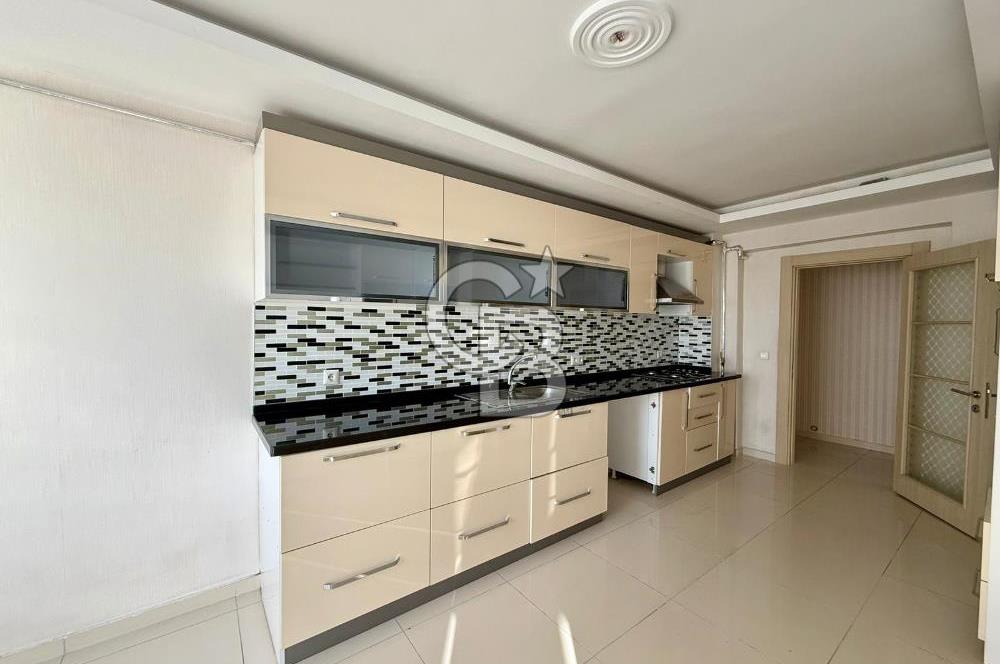 PAMUKLAR MERKEZDE CADDE ÜZERİ ÖNÜ AÇIK MANZARALI LÜX 3+1