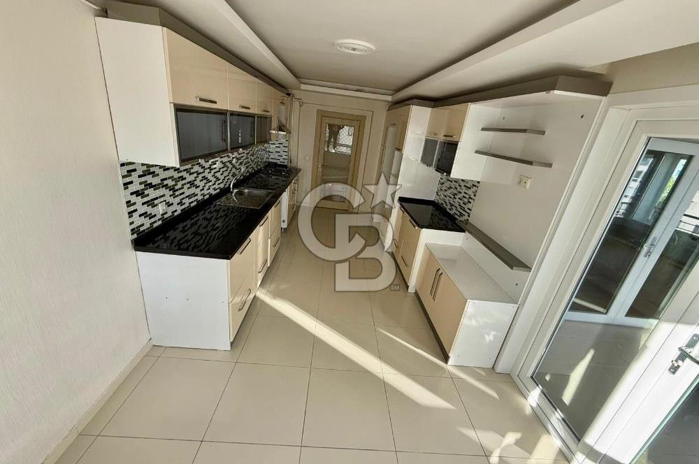 PAMUKLAR MERKEZDE CADDE ÜZERİ ÖNÜ AÇIK MANZARALI LÜX 3+1