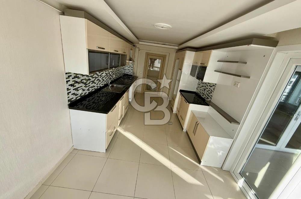 PAMUKLAR MERKEZDE CADDE ÜZERİ ÖNÜ AÇIK MANZARALI LÜX 3+1