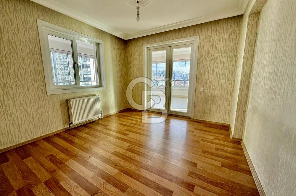 PAMUKLAR MERKEZDE CADDE ÜZERİ ÖNÜ AÇIK MANZARALI LÜX 3+1