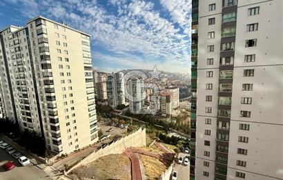 PAMUKLAR MERKEZDE CADDE ÜZERİ ÖNÜ AÇIK MANZARALI LÜX 3+1