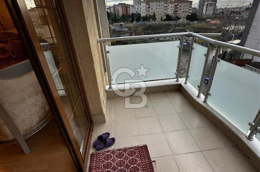 Yakacık 4+1 - 230 m2 Büyük Balkonlu Deniz Manzaralı Geniş Daire 