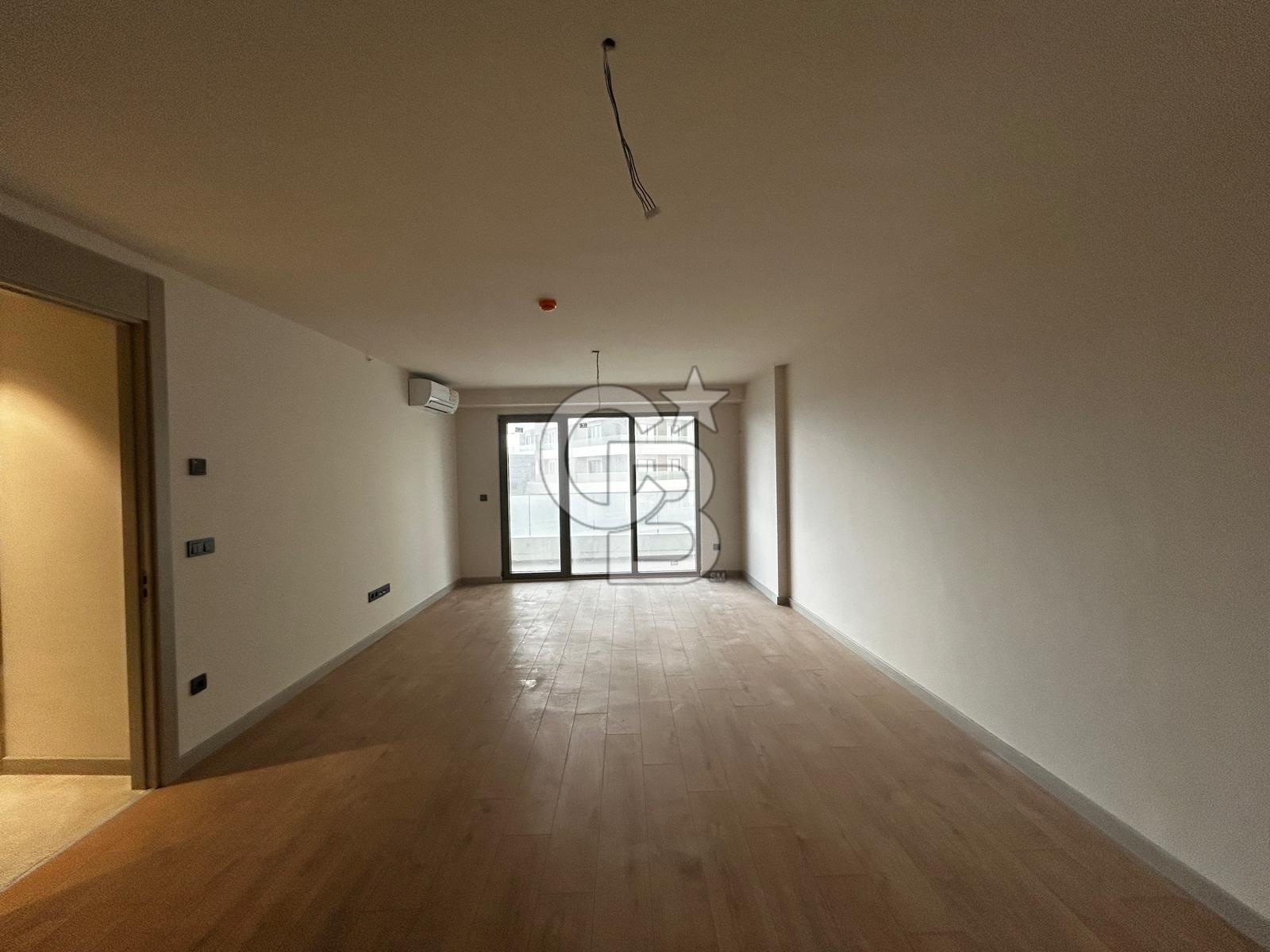 BAHÇEŞEHİR AVRUPARK HAYAT'TA BOŞ KİRALIK 1+1 DAİRE