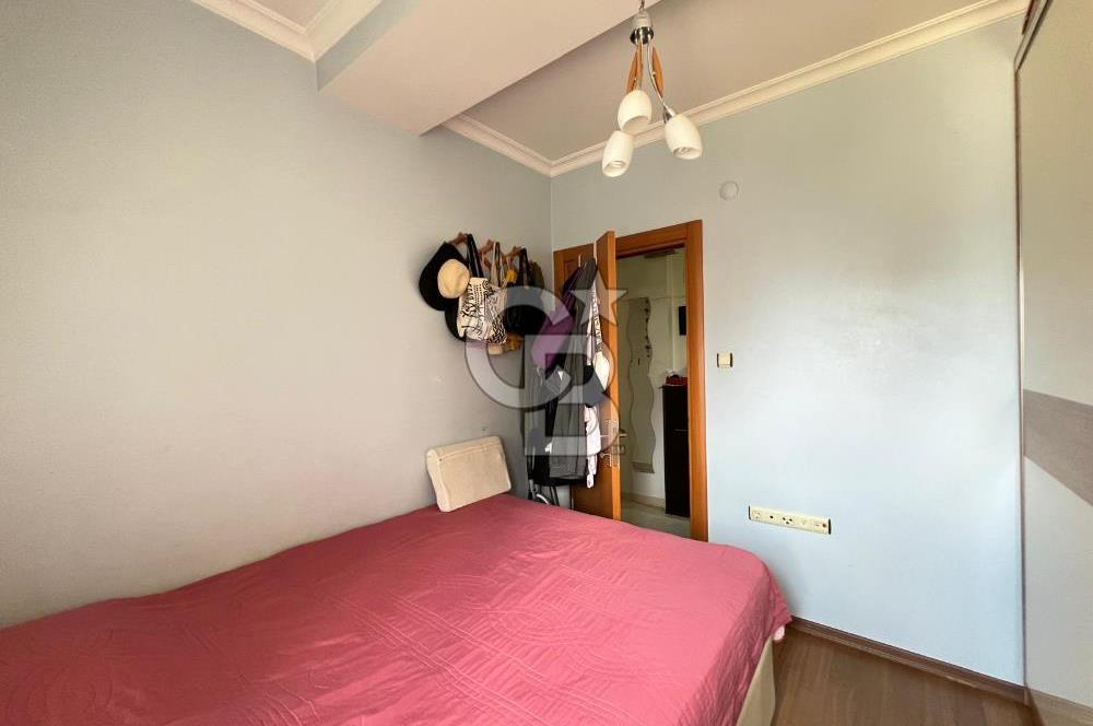 Acıbadem de Genç Binada Tüm Ulaşımlara Yakın 2+1 Satılık Daire