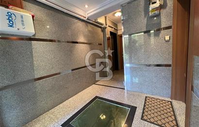 Acıbadem de Genç Binada Tüm Ulaşımlara Yakın 2+1 Satılık Daire