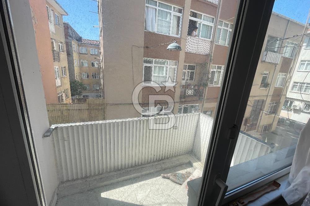 Üsküdar Zeynep Kamil' de Merkeze Yakın 3+1 85 m2 Ara kat Daire