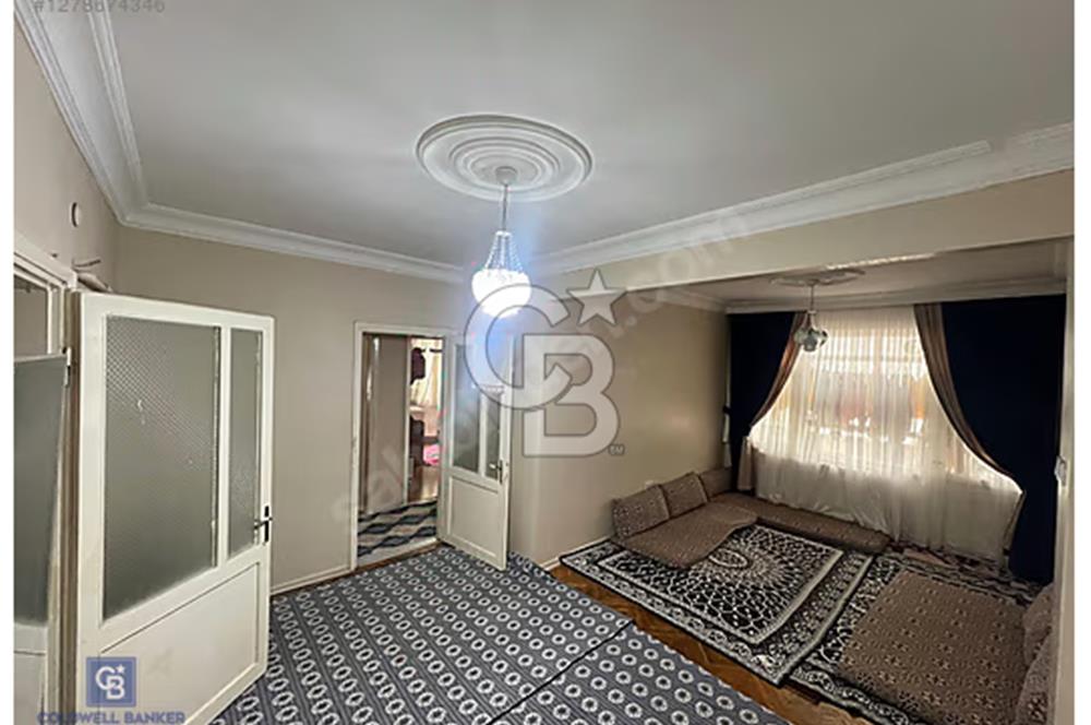 FATİH YEDİKULE DE SATILIK 3+1 ARA KAT DAİRE