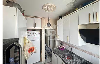 FATİH YEDİKULE DE SATILIK 3+1 ARA KAT DAİRE