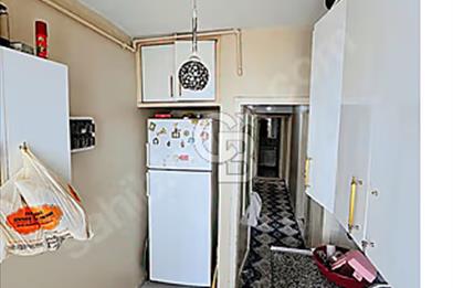 FATİH YEDİKULE DE SATILIK 3+1 ARA KAT DAİRE