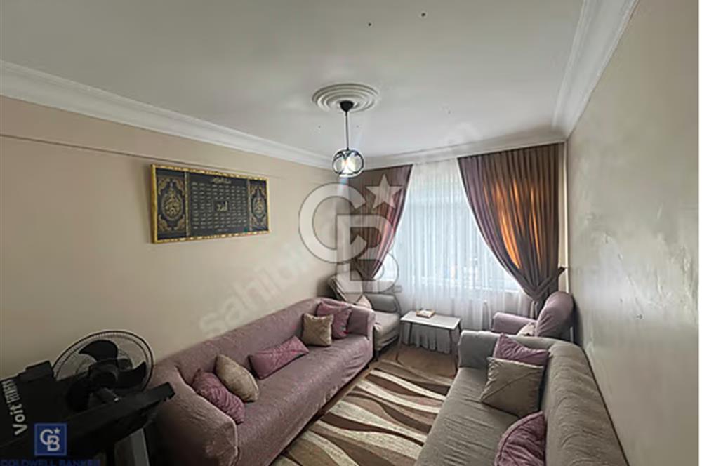 FATİH YEDİKULE DE SATILIK 3+1 ARA KAT DAİRE