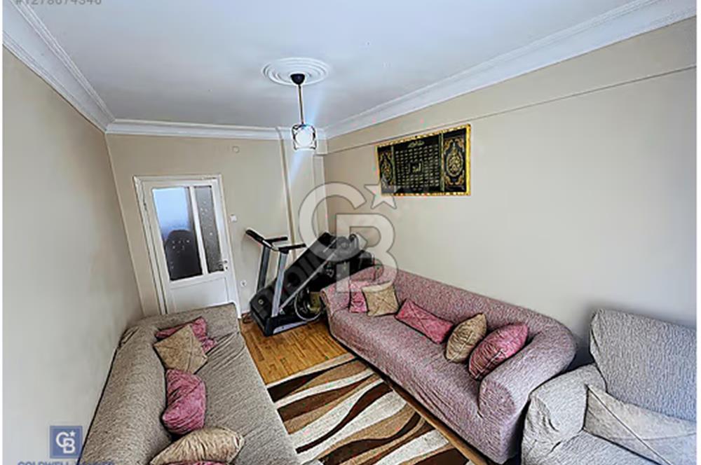 FATİH YEDİKULE DE SATILIK 3+1 ARA KAT DAİRE