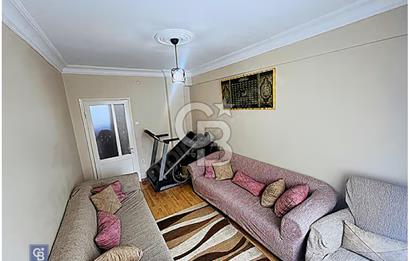 FATİH YEDİKULE DE SATILIK 3+1 ARA KAT DAİRE