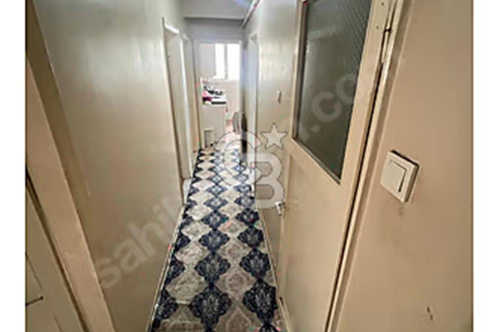 FATİH YEDİKULE DE SATILIK 3+1 ARA KAT DAİRE