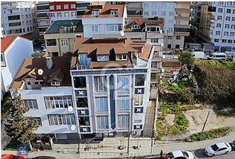 ARNAVUTKÖY MERKEZ'DE AVLU34'E YAKIN SATILIK DÜKKAN!!