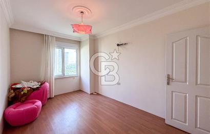 Cikcilli'de Ara Kat Ayrı Mutfaklı 3+1 Havuzlı Kiralık Daire