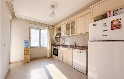 Cikcilli'de Ara Kat Ayrı Mutfaklı 3+1 Havuzlı Kiralık Daire