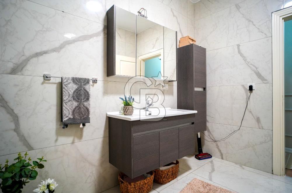 Üsküdar Çengelköy Karmen Sitesi satılık 3+1 Daire