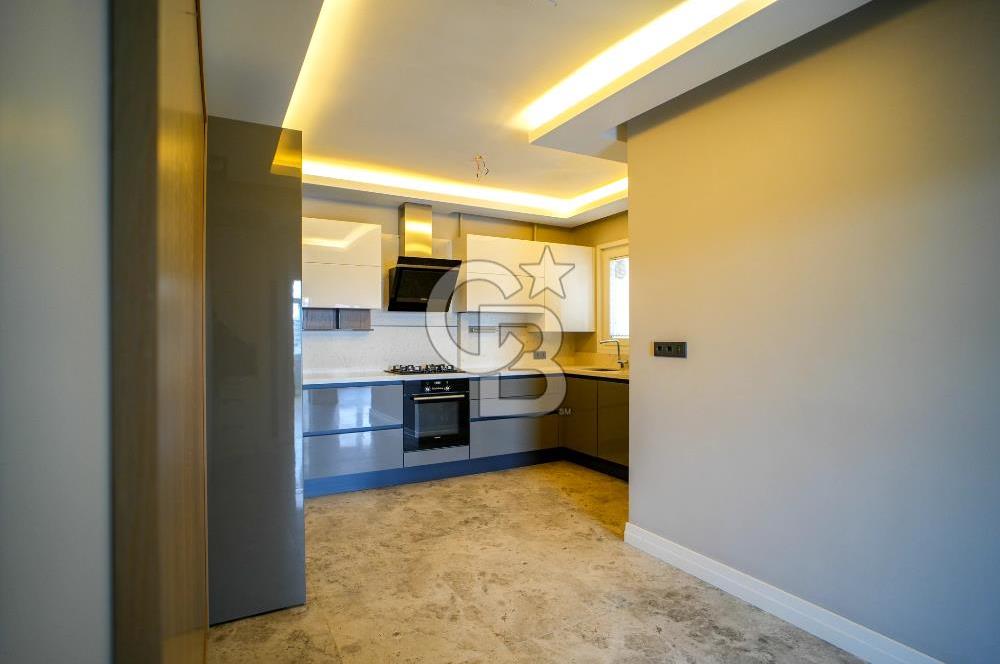 Üsküdar Çengelköy Karmen Sitesi satılık 3+1 Daire