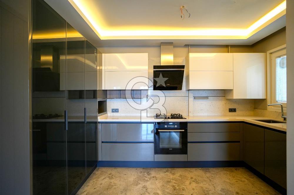 Üsküdar Çengelköy Karmen Sitesi satılık 3+1 Daire