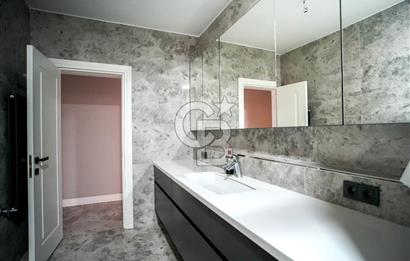 Üsküdar Çengelköy Karmen Sitesi satılık 3+1 Daire