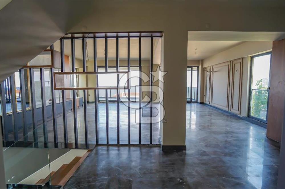 Coldwell Banker güvencesiyle İntepede 6+1 Müstakil Lüks Villa