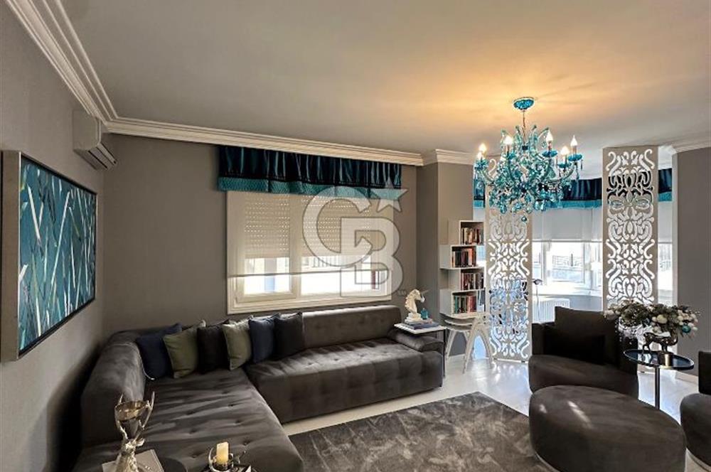 Florya Adakale'de 260m² Lüks Tasarımlı Masrafsız 4+1 Daire