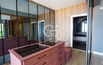 Coldwell Banker güvencesiyle İntepede 6+1 Müstakil Lüks Villa