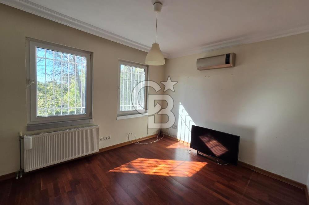 Balmumcuda Müstakil Binada Bahçeli Giriş Katı 4+1 Kiralık Ofis