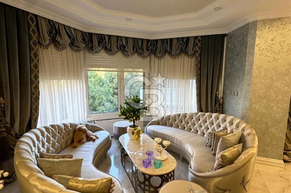 Florya Adakale'de 260m² Lüks Tasarımlı Masrafsız 4+1 Daire