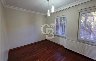 Balmumcuda Müstakil Binada Bahçeli Giriş Katı 4+1 Kiralık Ofis