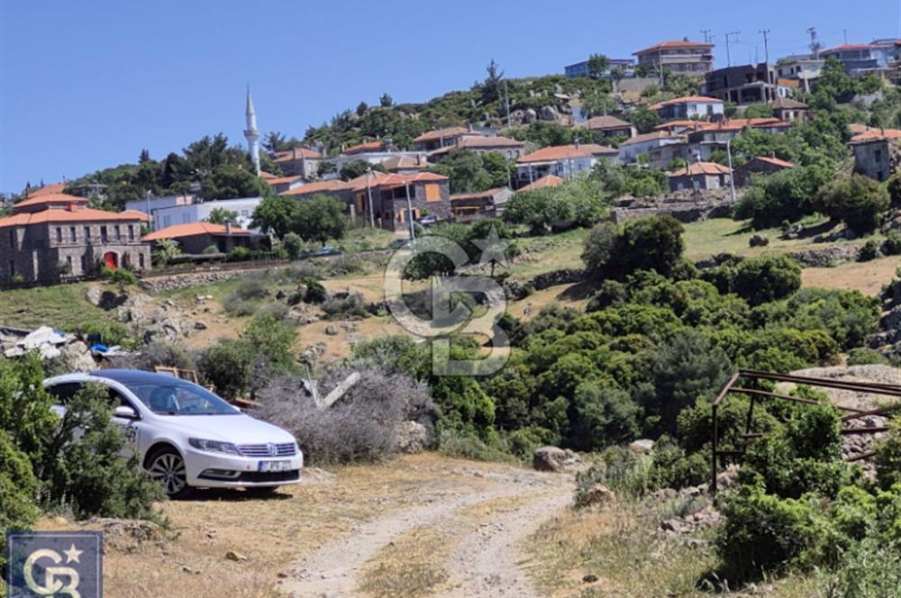 AYVACIK/KOCAKÖY'DE KÖYÜN DİBİNDE,RESMİ YOLU OLAN"5472M2 ARAZİ"